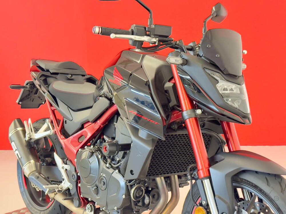 Honda CB 750 Hornet (2023 - 24) (9)