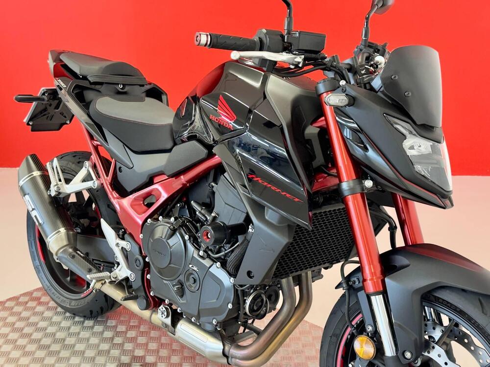 Honda CB 750 Hornet (2023 - 24) (14)