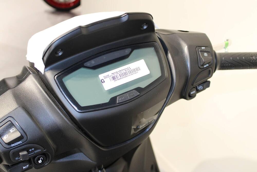 Piaggio Medley 125 S (2025 - 26) (6)