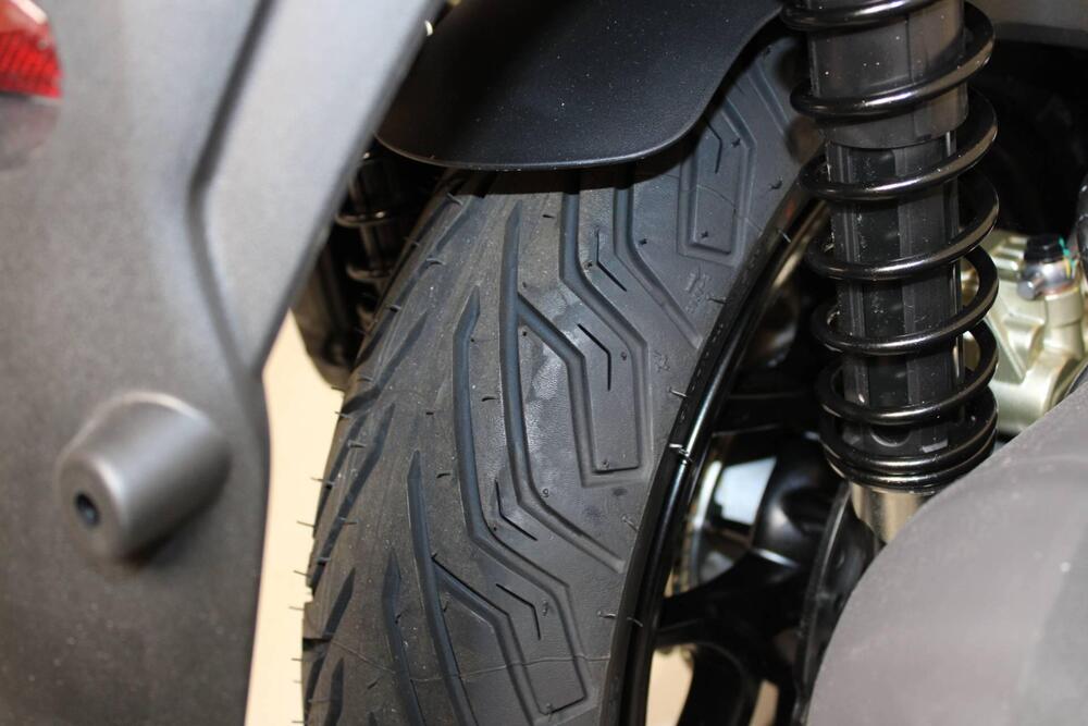 Piaggio Medley 125 S (2025 - 26) (7)