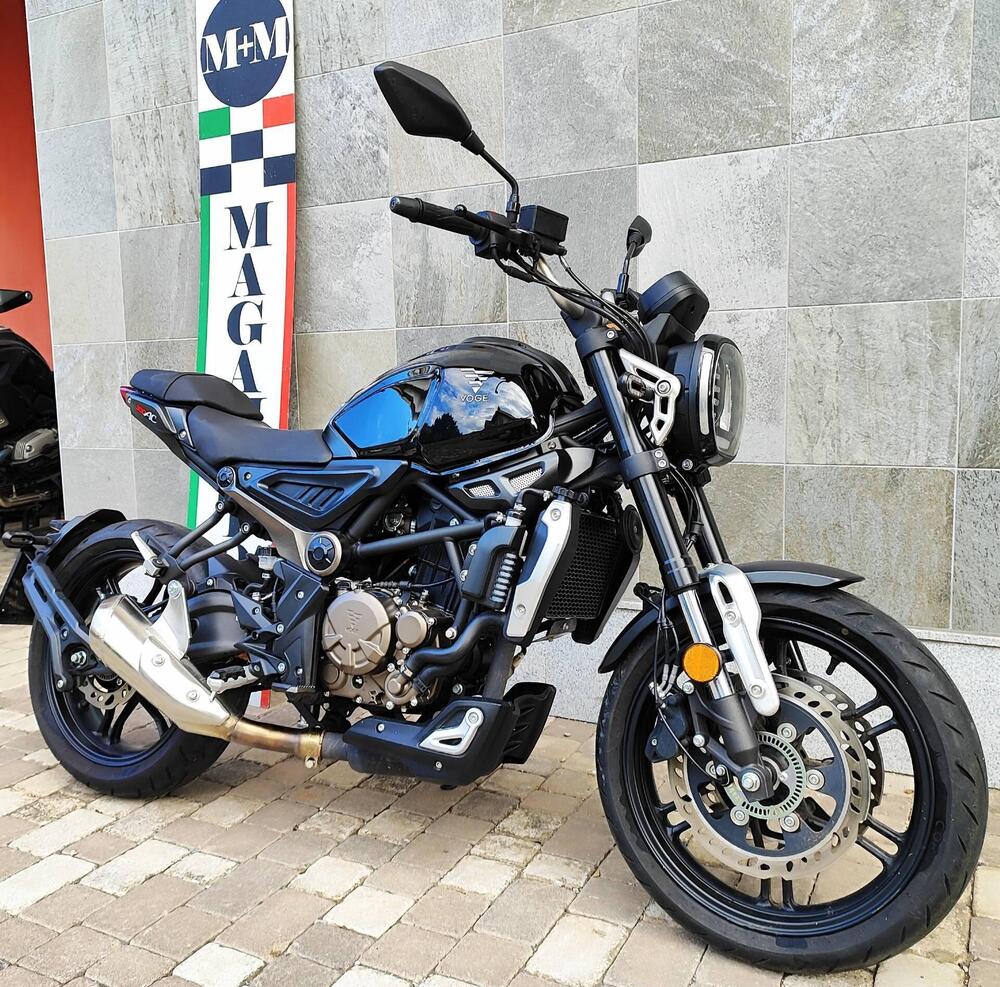 Voge Trofeo 300AC (2021 - 26) (2)