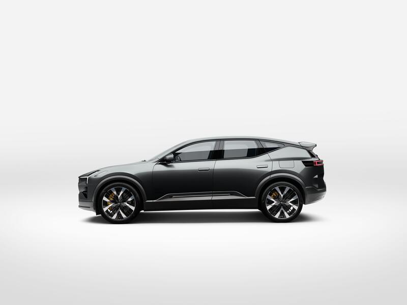 Polestar 3 2026: il SUV elettrico svedese che ricarica in 22 minuti e fa tremare la Tesla.