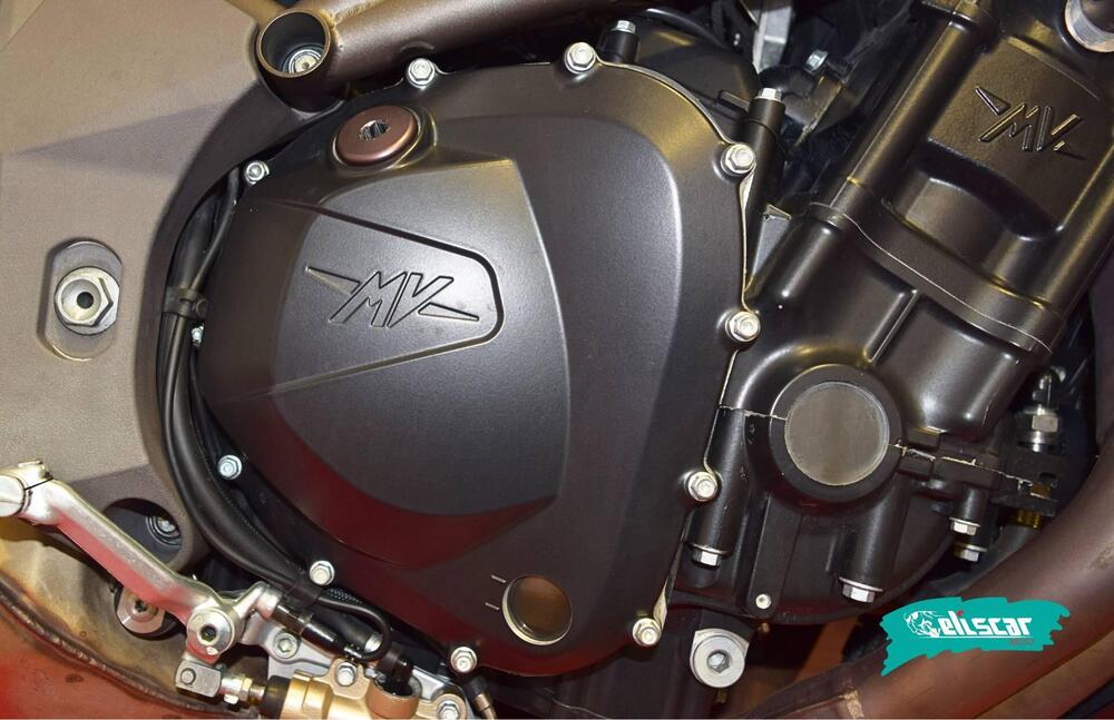MV Agusta Brutale 990 R (2009 - 12) (19)