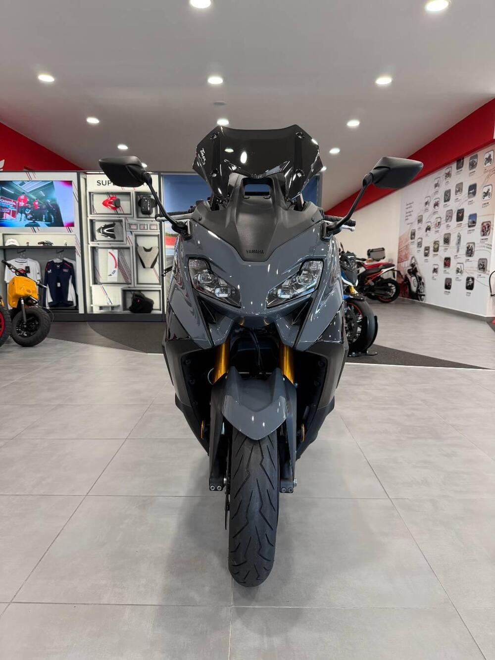 Yamaha T-Max 560 Tech Max (2022 - 24) (4)