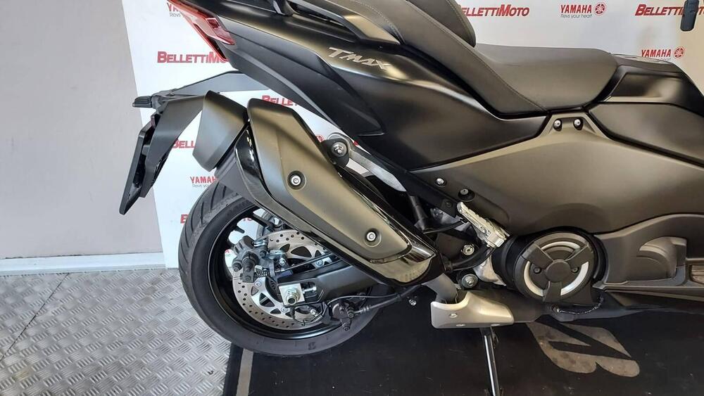 Yamaha T-Max 560 (2022 - 24) (3)
