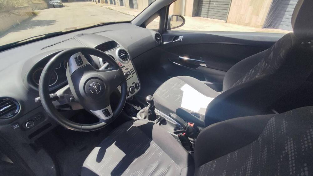 Opel Corsa usata a Bari (5)
