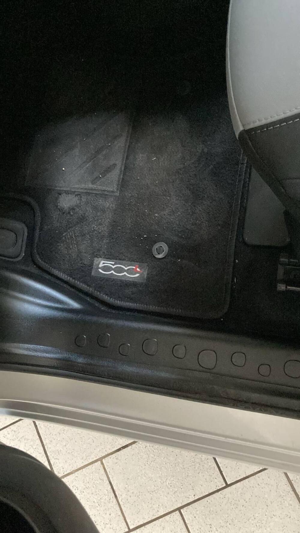 Fiat 500L usata a Bari (11)