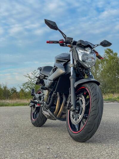 Yamaha XJ6 (2008 - 15) usata