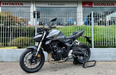 Honda CB 1000 Hornet (2025) nuova