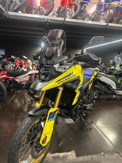 Suzuki V-Strom 1050DE (2023 - 24) usata