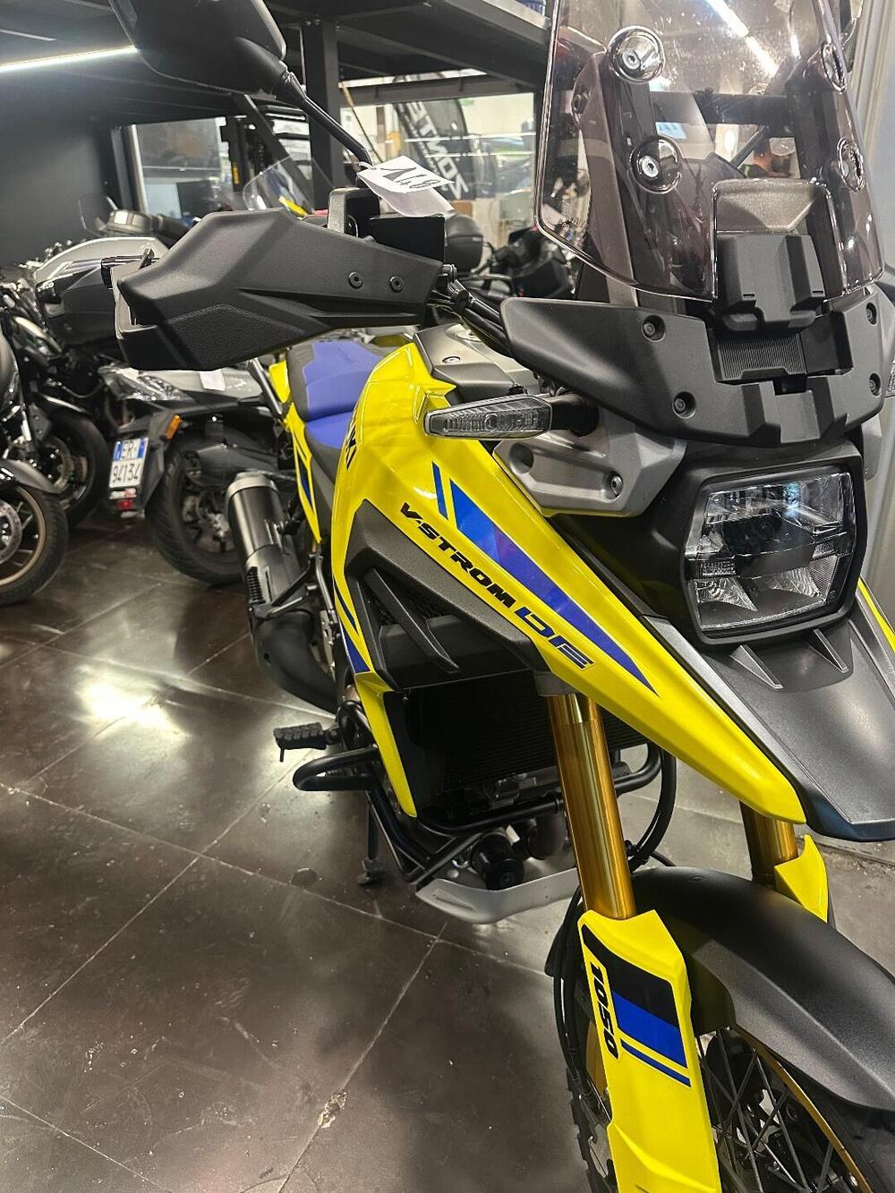 Suzuki V-Strom 1050DE (2023 - 24) (5)