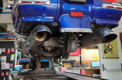 Honda GL 1800 Gold Wing (2000 - 05) usata