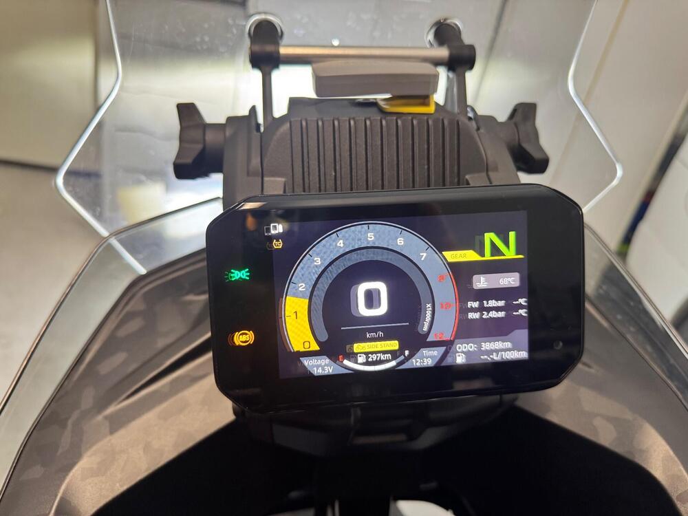 CFMOTO 700MT (2024 - 26) (5)