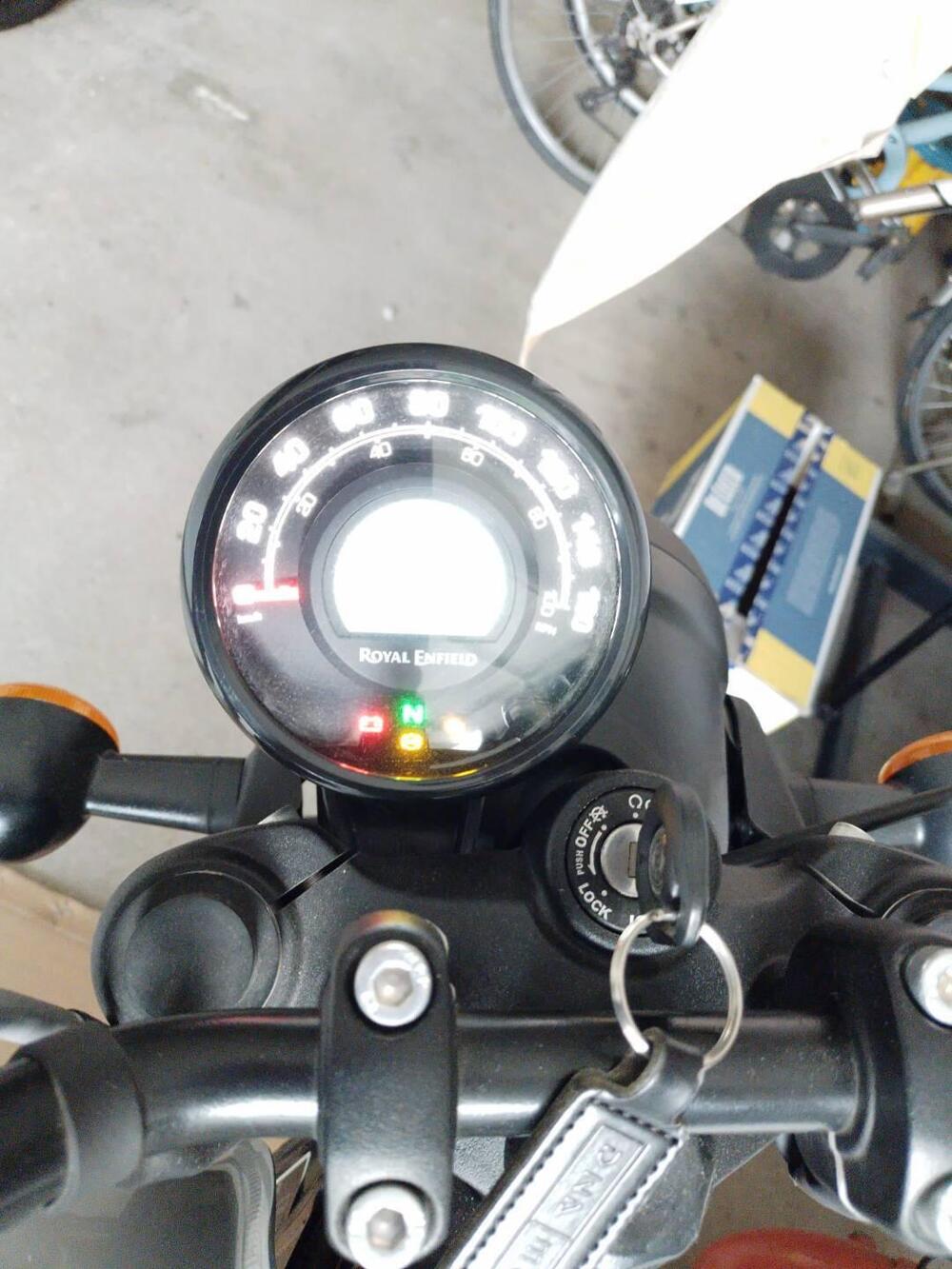 Royal Enfield HNTR 350 (2022 - 26) (4)