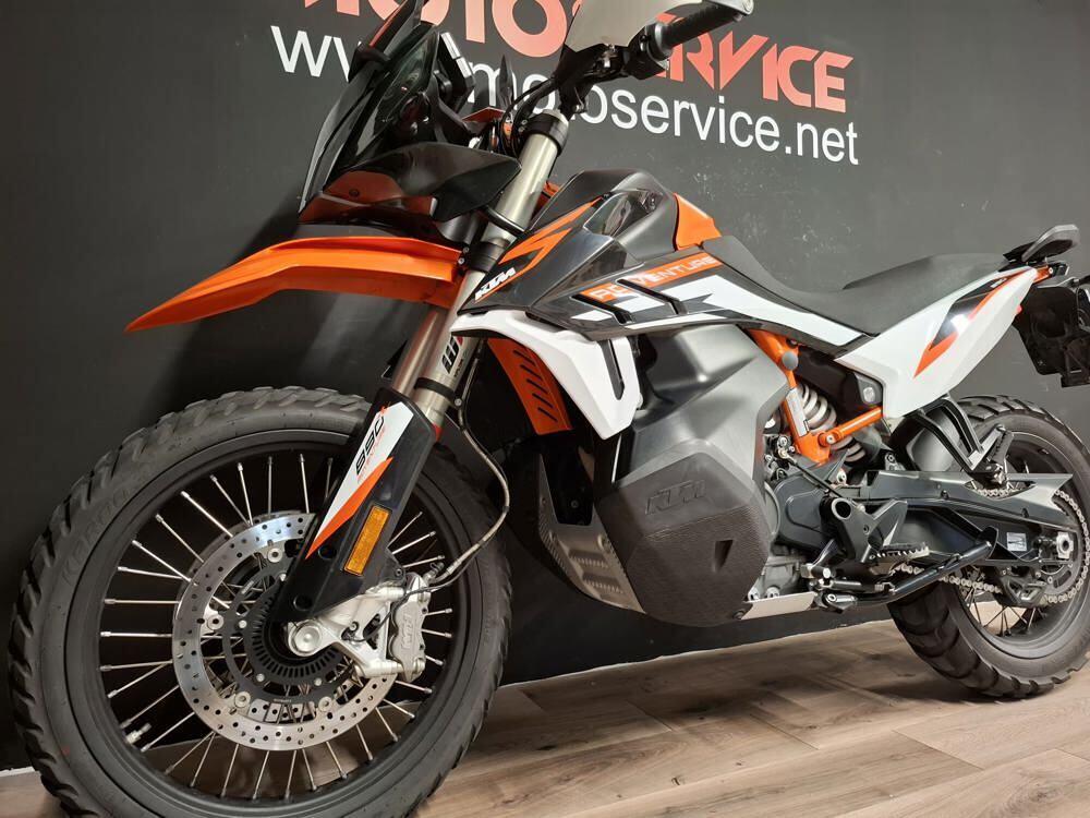 KTM 890 Adventure R (2022) (2)