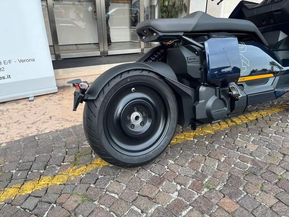 Bmw CE 04 (2021 - 25) (3)