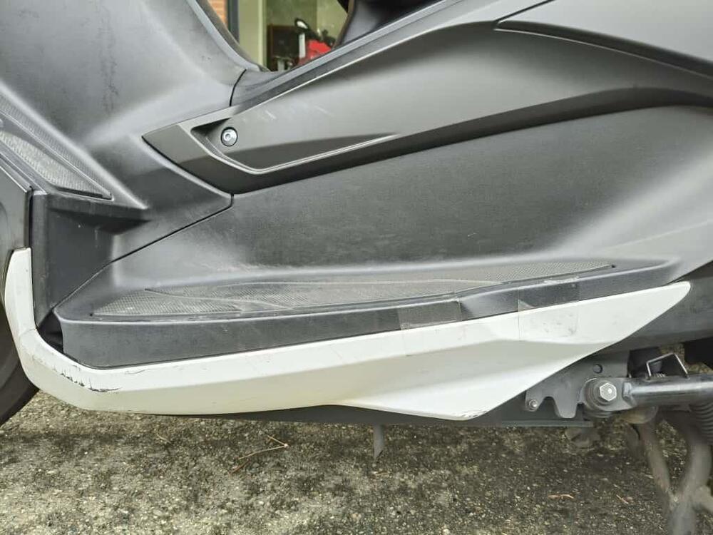 Yamaha X-Max 400 (2013 - 16) (6)