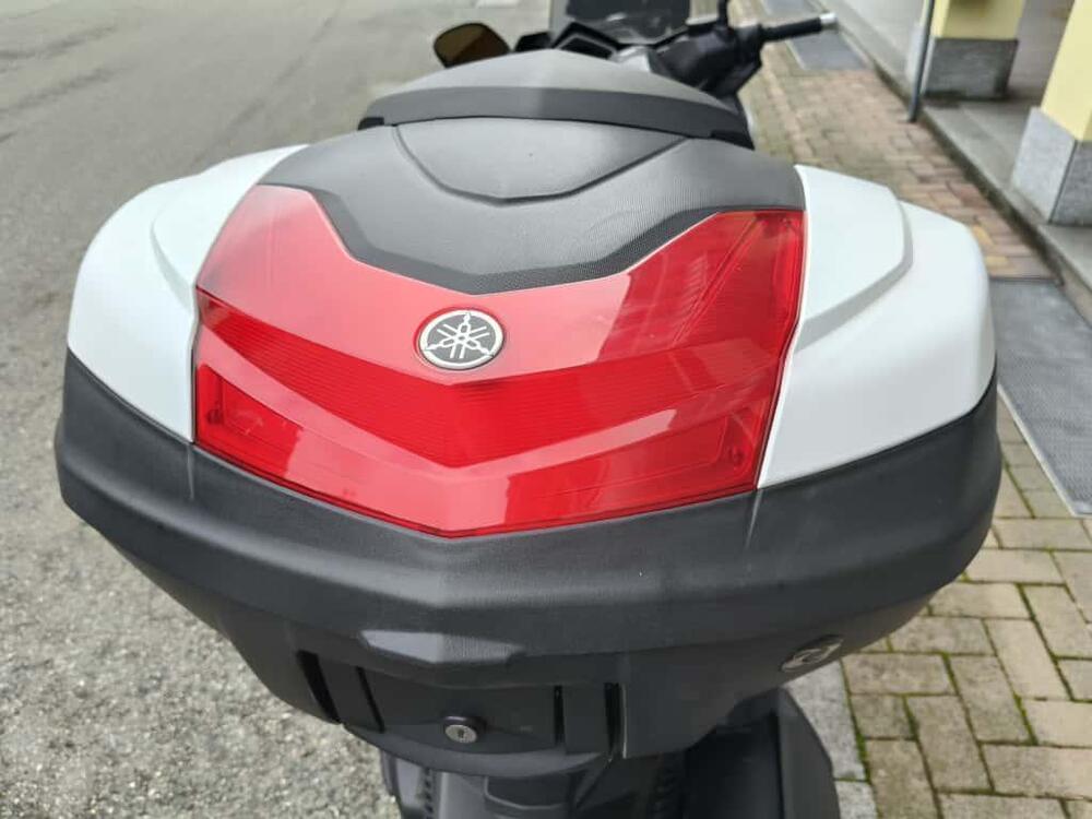 Yamaha X-Max 400 (2013 - 16) (14)
