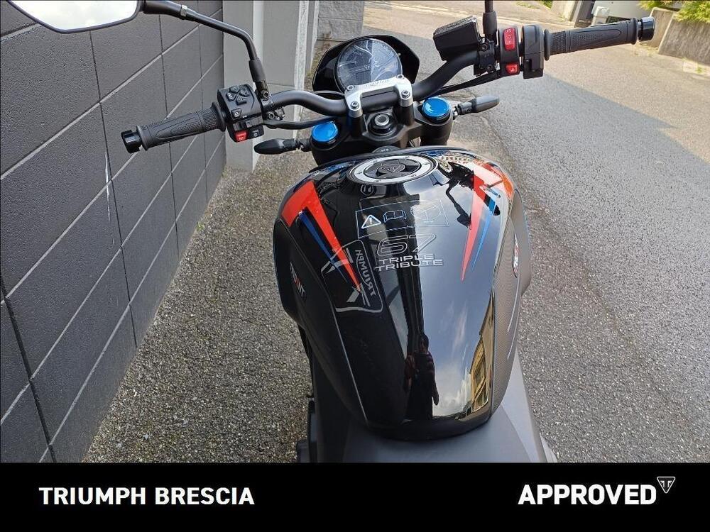 Triumph Trident 660 Triple Tribute Edition (2025) (7)