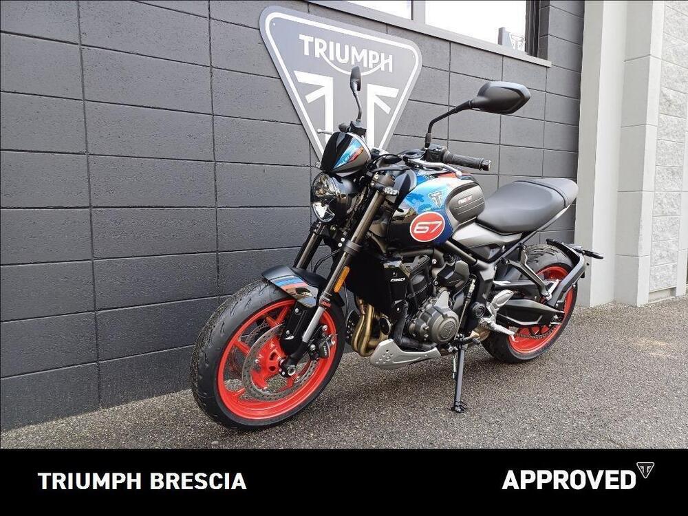 Triumph Trident 660 Triple Tribute Edition (2025) (9)