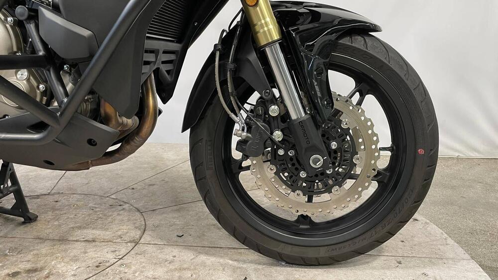 CFMOTO 650MT (2021 - 24) (8)