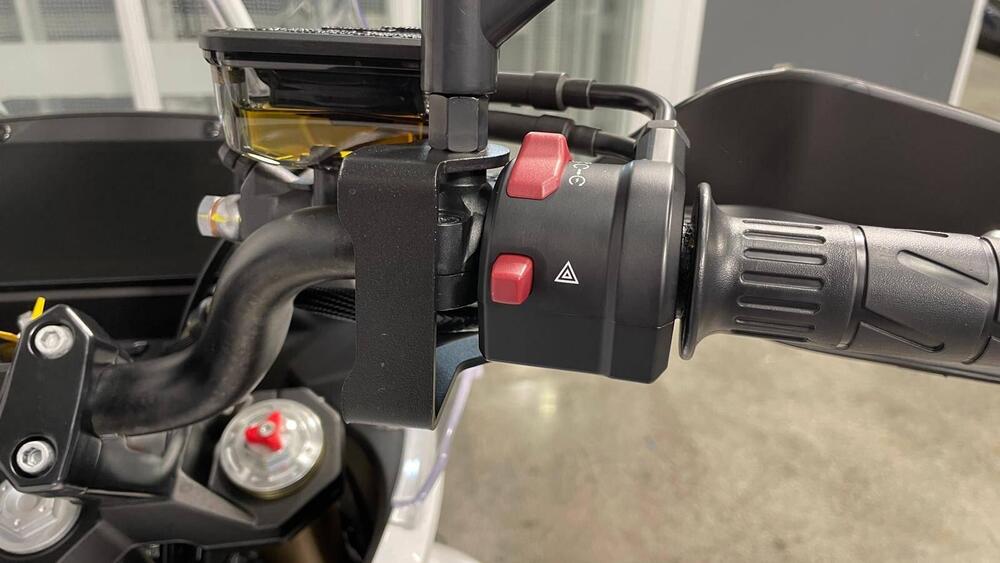 CFMOTO 650MT (2021 - 24) (15)