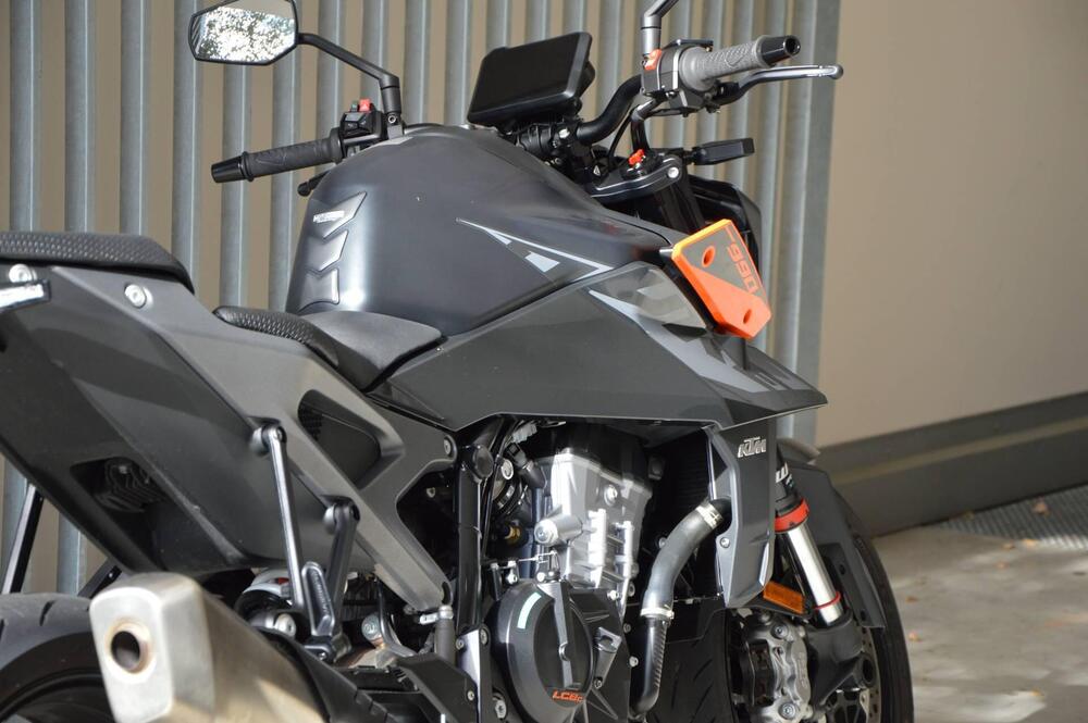 KTM 990 Duke (2024 - 26) (3)
