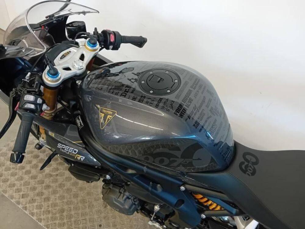 Triumph Speed Triple 1200 RR Bond Edition (2023) (6)