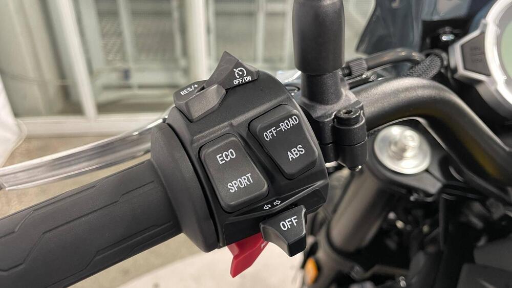 CFMOTO 700CL-X Heritage (2021 - 26) (9)