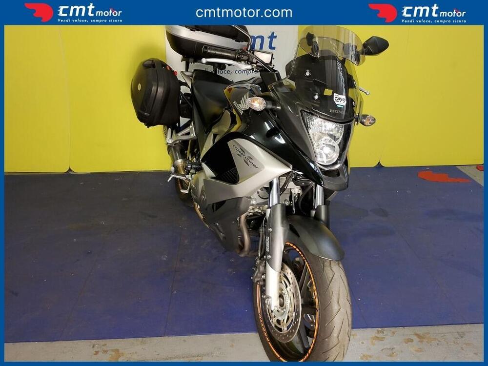 Honda Crossrunner ABS (2010 - 14) (2)