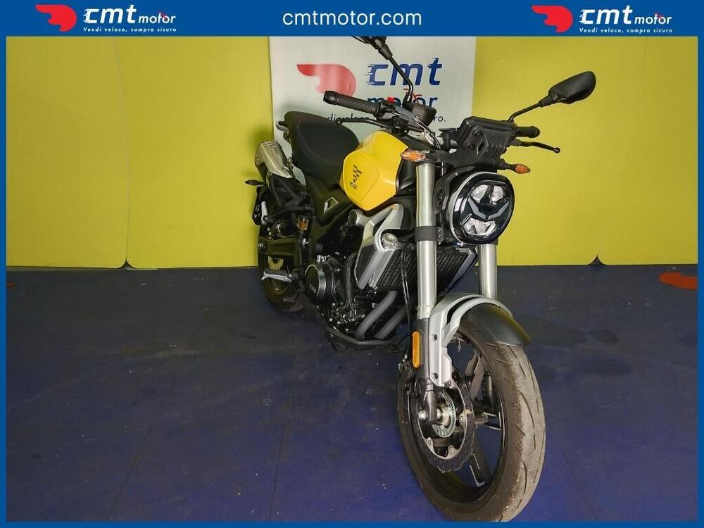 Voge Trofeo 300AC (2021 - 26) (2)