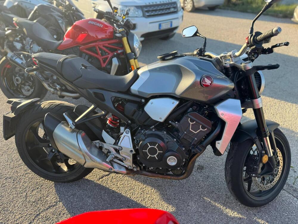 Honda CB 1000 R + Neo Sport Cafè (2019 - 20) (4)