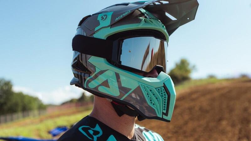 Acerbis presenta il casco offroad Airstrike-C