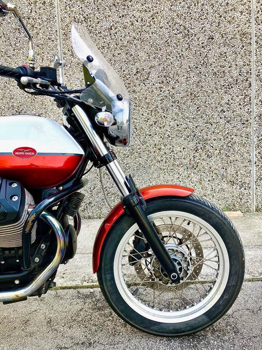 Moto Guzzi V7 Special (2012 - 14) (11)