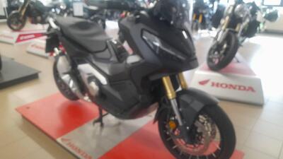 Honda X-ADV 750 DCT (2021 - 24) usata