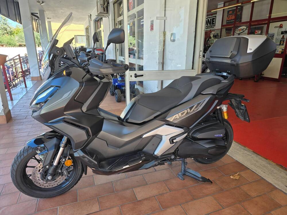 Honda ADV 350 Special Edition (2025 - 26) (2)