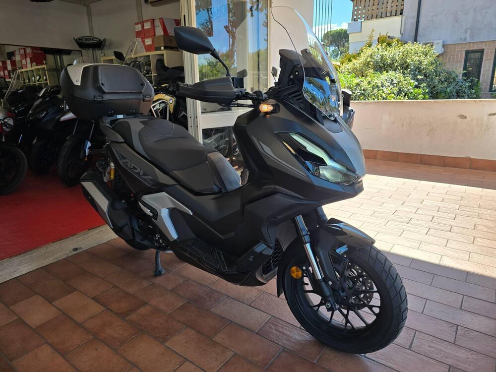 Honda ADV 350 Special Edition (2025 - 26) (3)