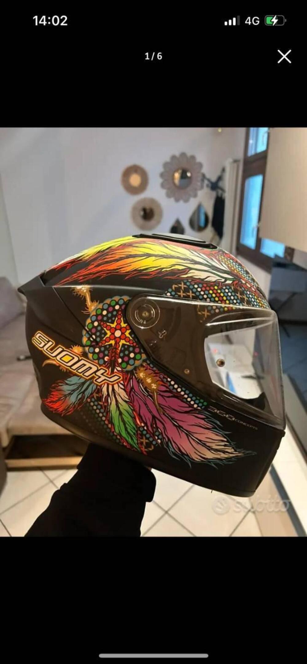 Vendo bellissimo casco SUOMY nuovo, mai indossato. (6)
