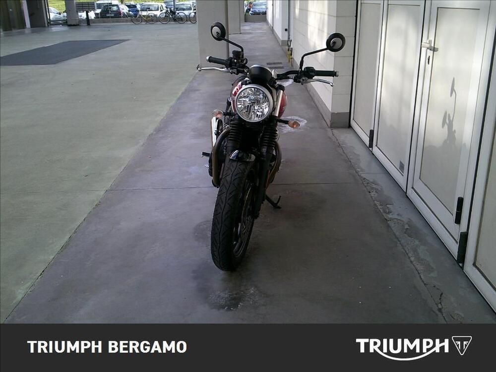 Triumph Street Twin 900 (2016) (5)