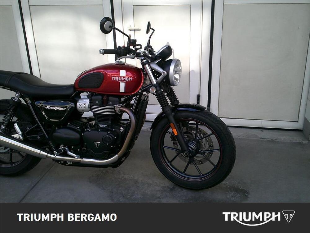 Triumph Street Twin 900 (2016) (8)