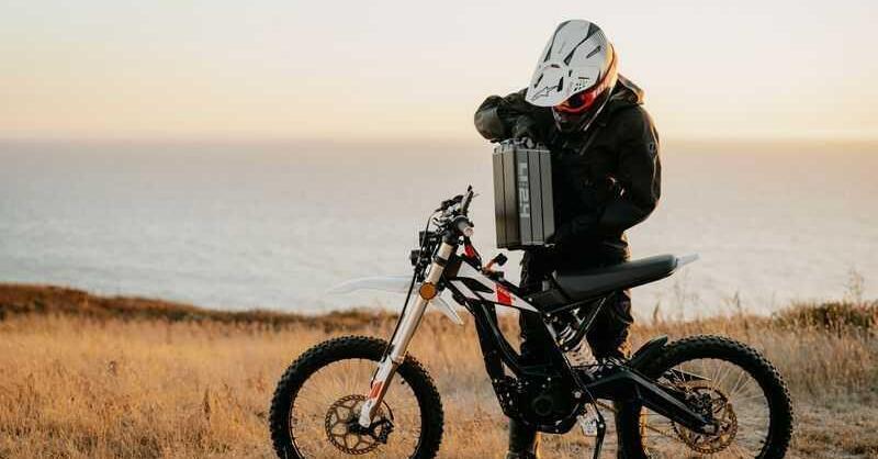 Due ruote elettriche in ripresa a settembre: tornano a crescere gli scooter, exploit continua per le