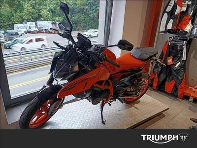 KTM 390 Duke (2024 - 26) usata