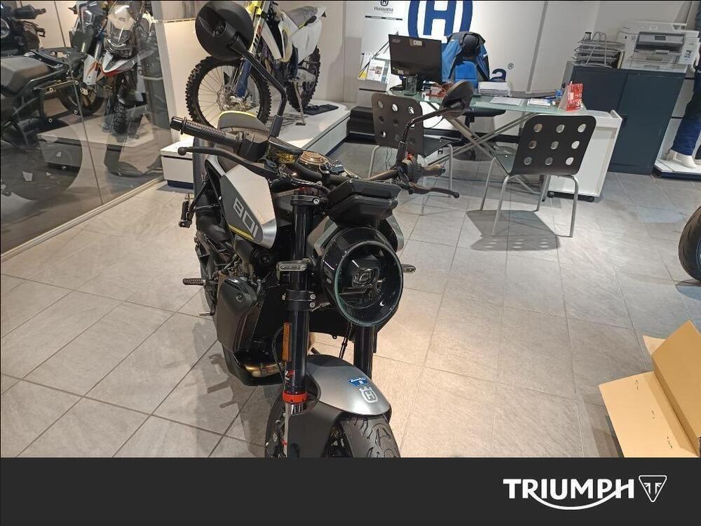 Husqvarna Vitpilen 801 L (2025 - 26) (3)