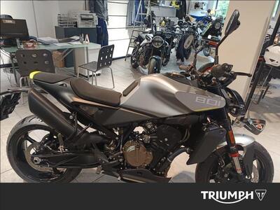 Husqvarna Vitpilen 801 L (2025) usata