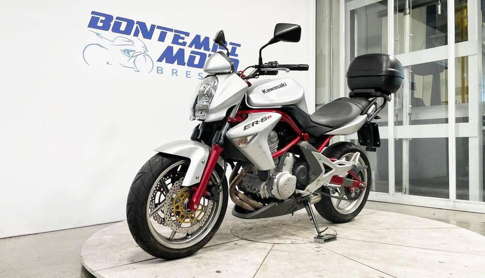 Kawasaki ER-6N (2005 - 08) (14)