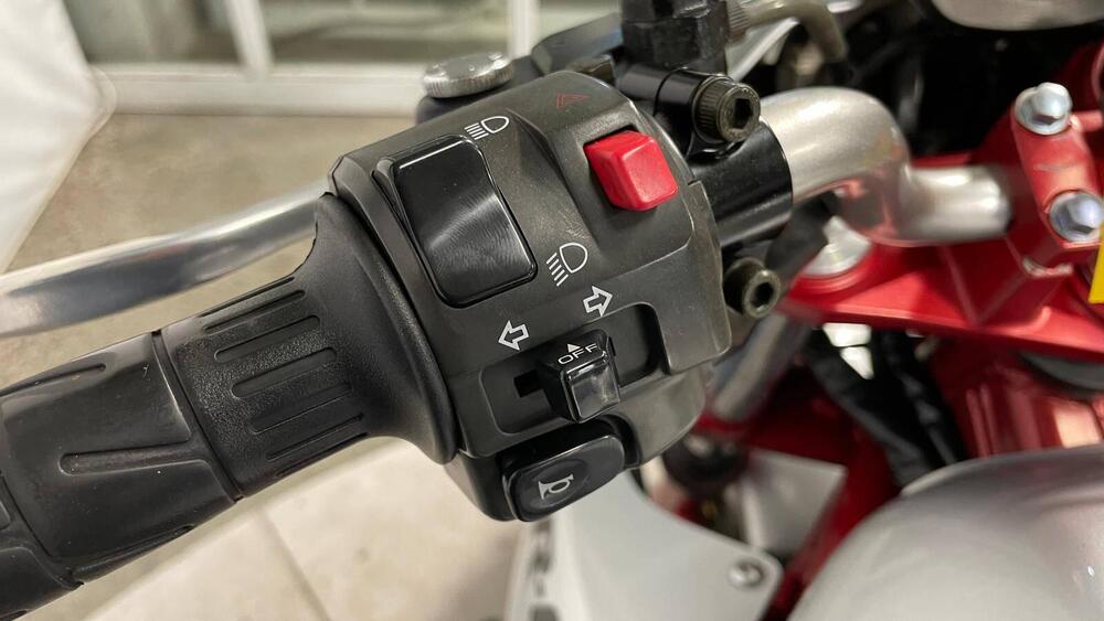 Kawasaki ER-6N (2005 - 08) (9)