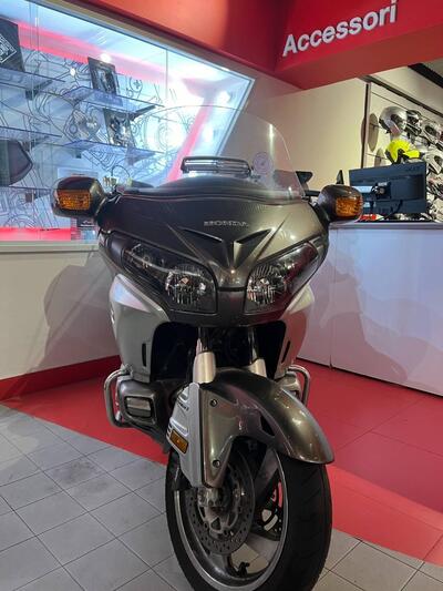Honda GL 1800 Gold Wing (2012 - 17) usata