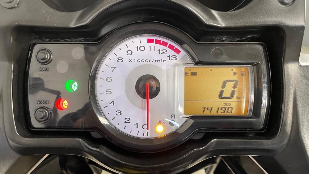 Kawasaki Versys 650 (2010 - 13) (12)