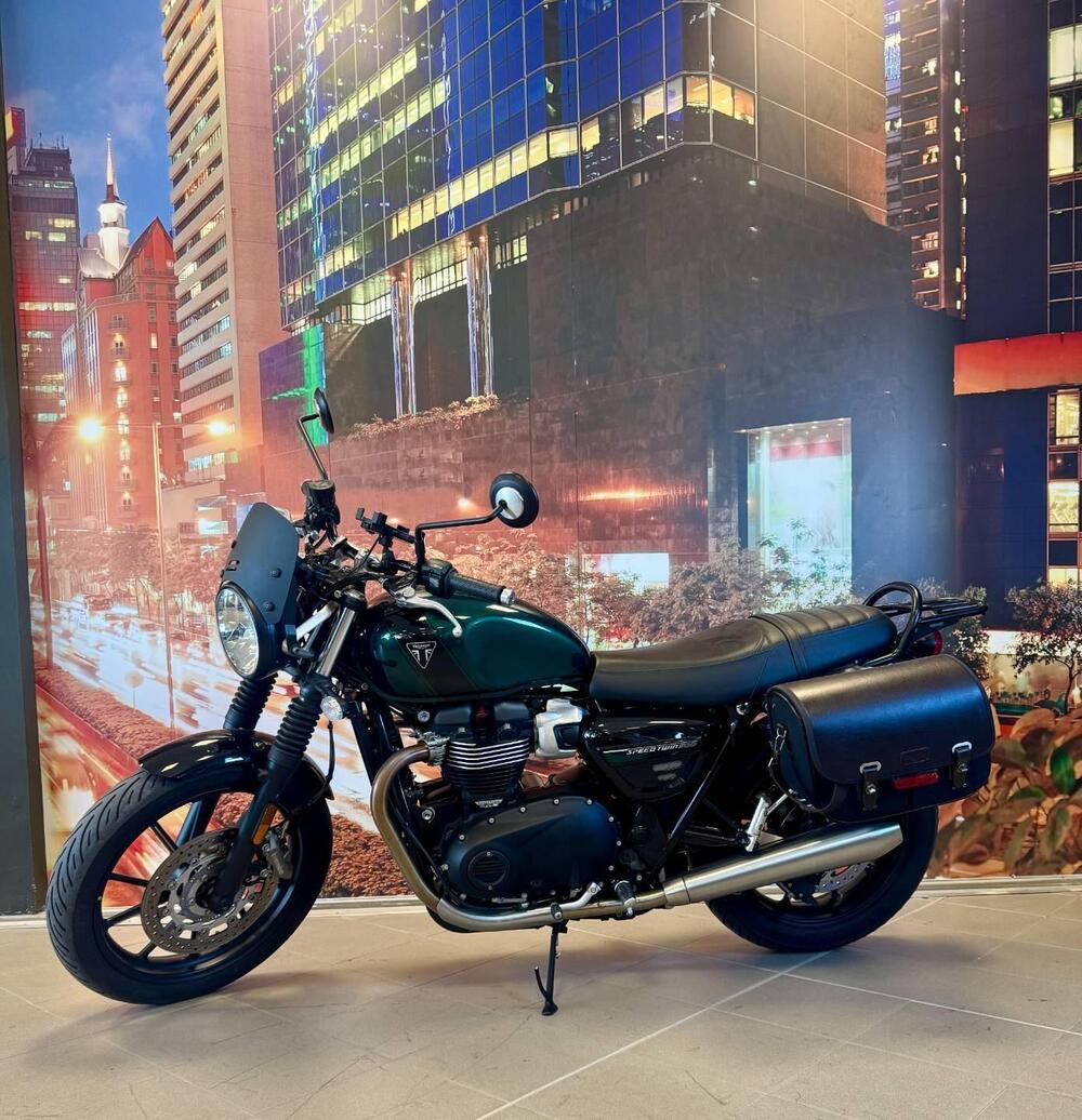 Triumph Speed Twin 900 (2023 - 24) (2)