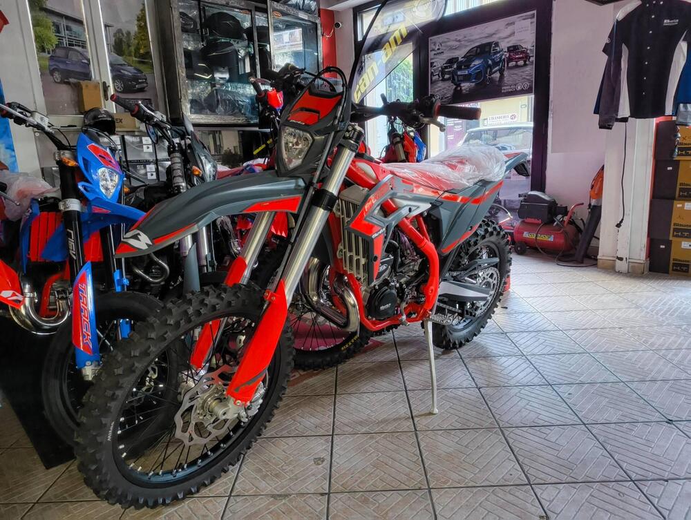 Betamotor Xtrainer 300 2T (2025) (4)